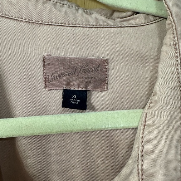 Light pink button up shirt - Picture 2 of 3